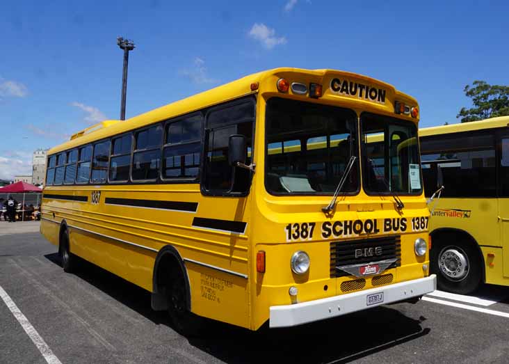 South Australia Education Dept Hino AK176K PMCSA 1387